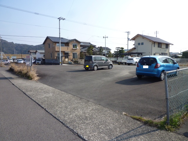 月極駐車場（駅前町）