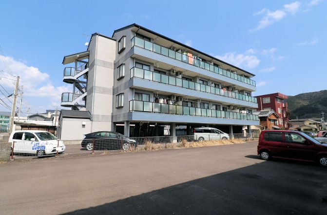 グランヴィア中村（3DK）