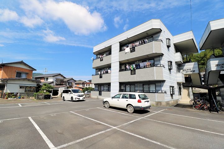 ヨシオカコーポⅡ(3LDK)A