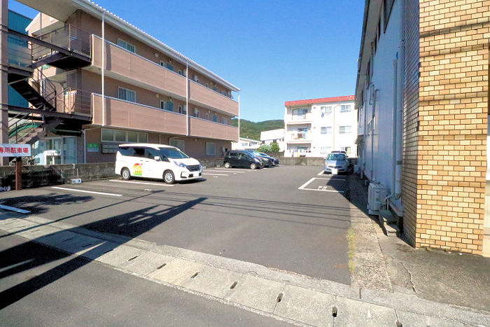 月極駐車場（駅前町）